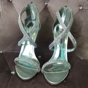 💎Steve Madden Silver Heels